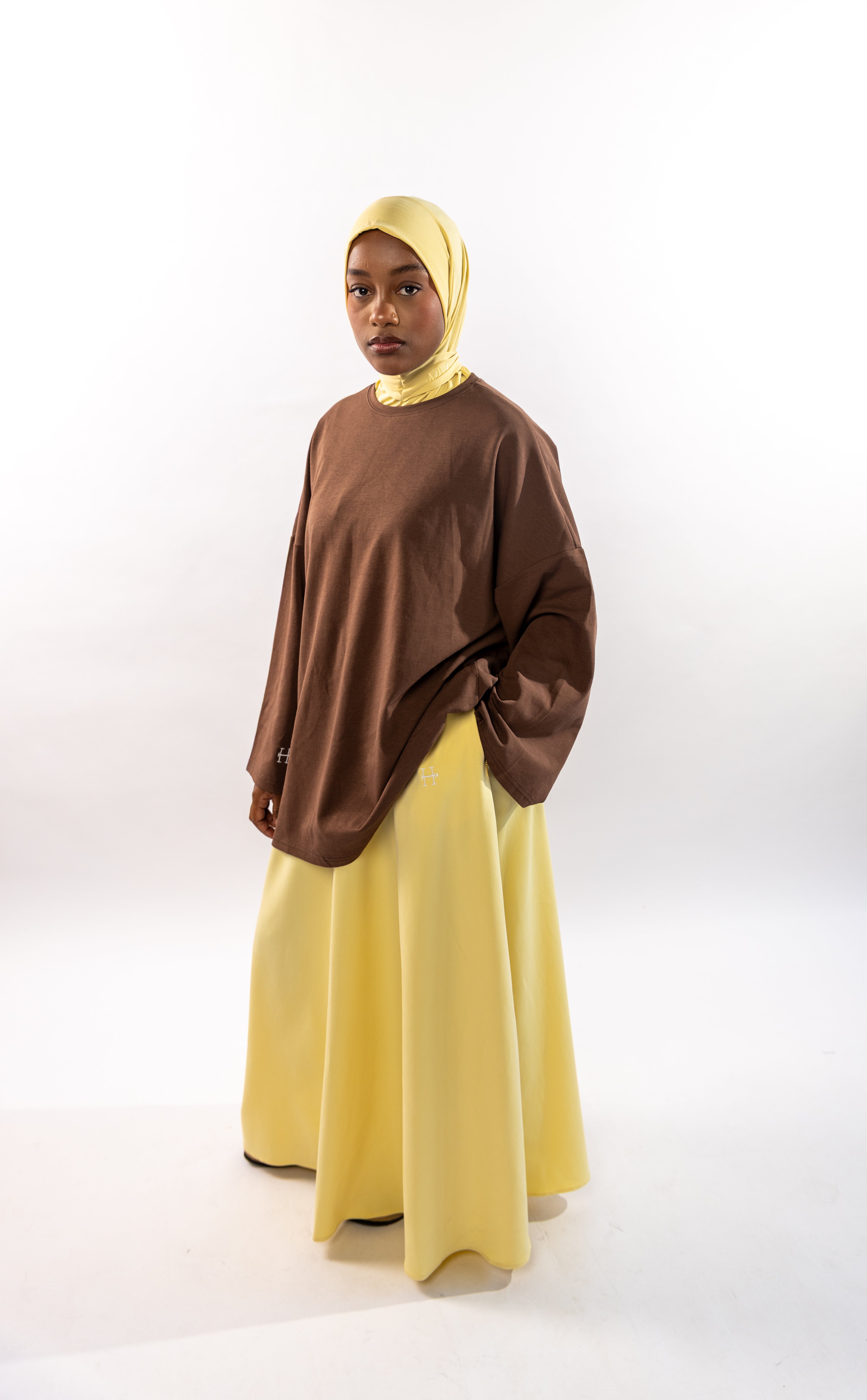 TEE SHIRT ESSENTIAL - MARRON