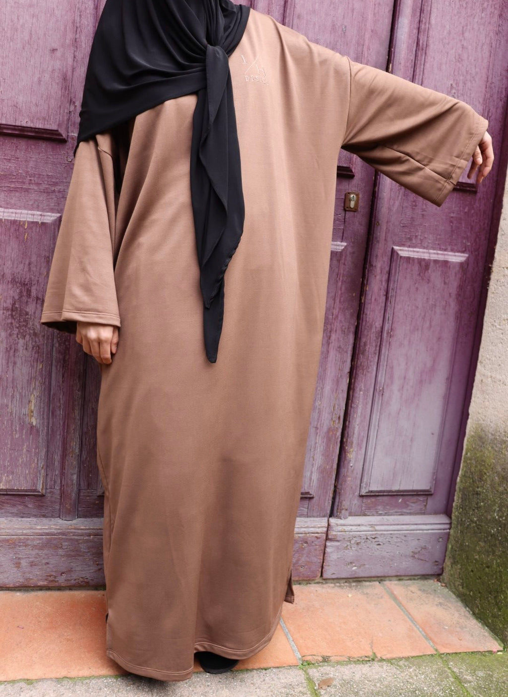 ROBE ESSENTIAL - MARRON